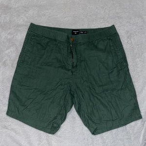 Quicksilver green shorts